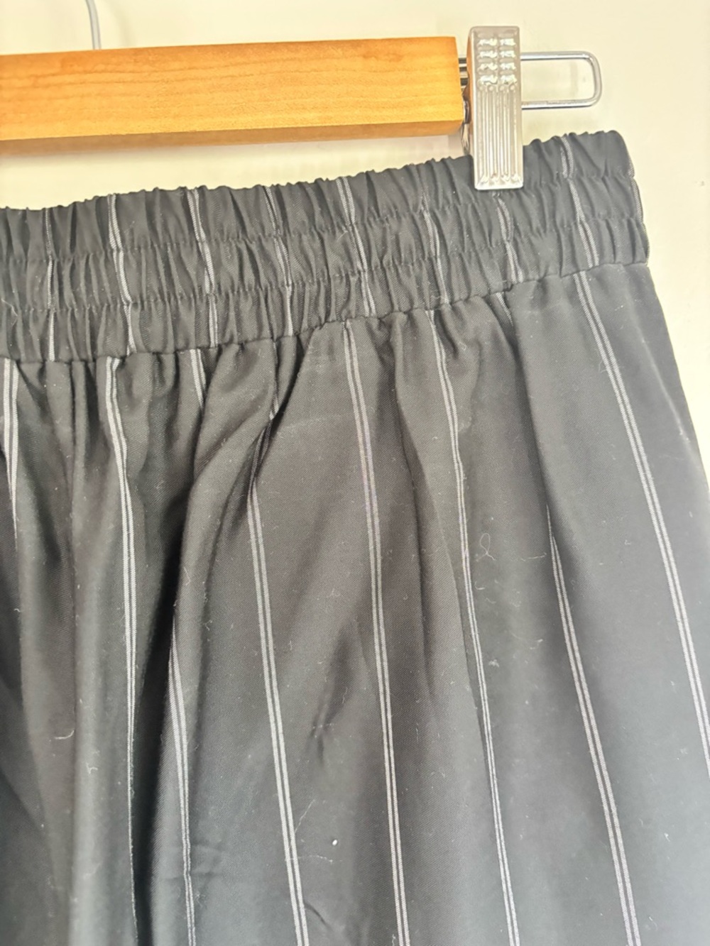 Forever 21 Black Pinstripe Wide-Leg Pants - Picture 5 of 6